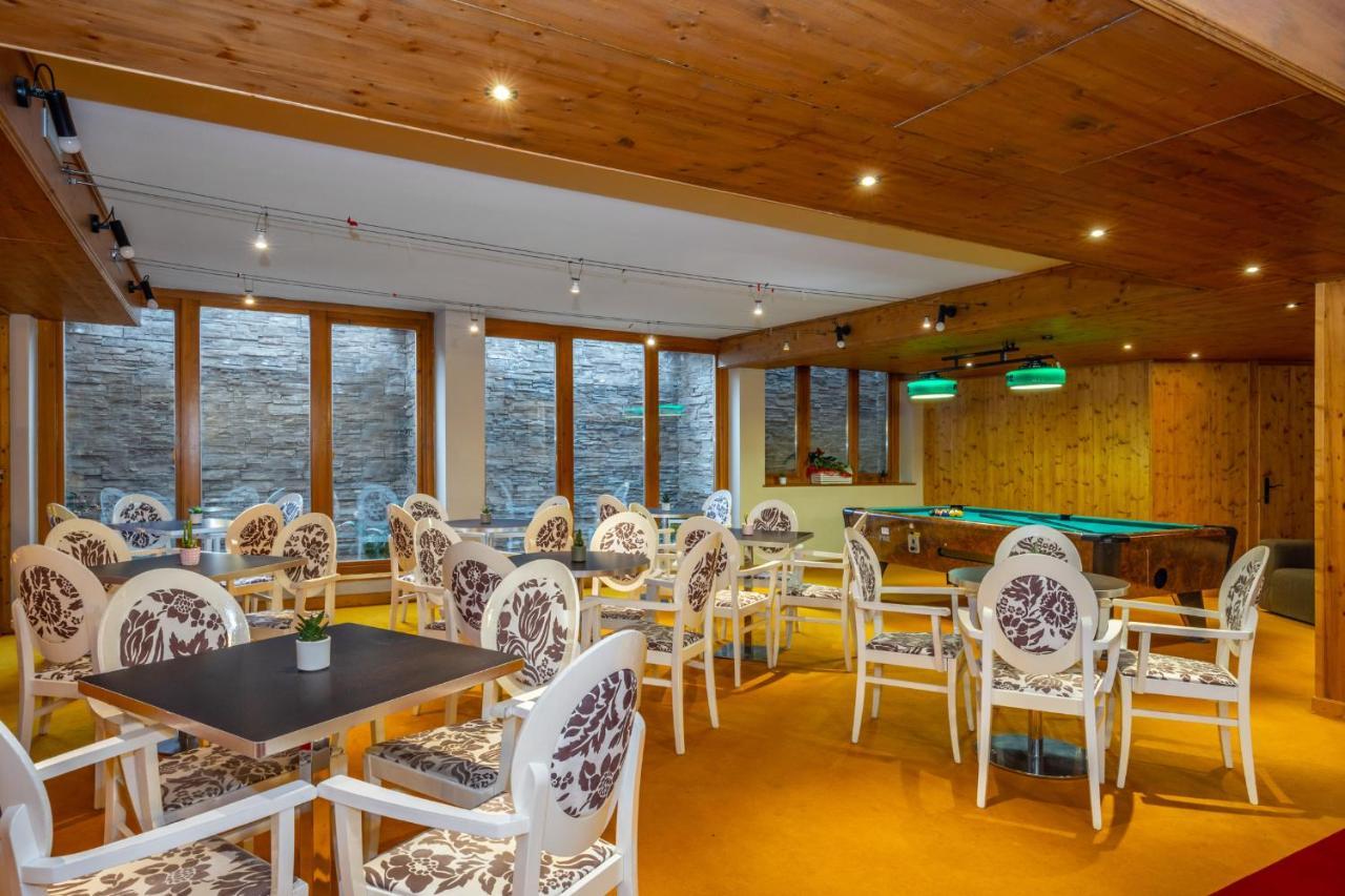 Hotel Piandineve Passo del Tonale Exterior foto